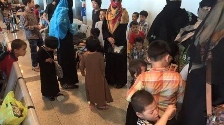 Yavuzarslan, Tayland&rsquo;daki Uygur T&uuml;rklerinin T&uuml;rkiye&rsquo;ye Geldiğini A&ccedil;ıkladı