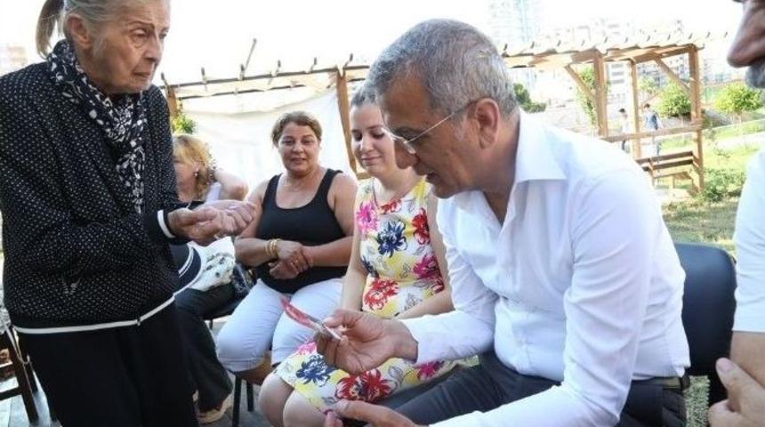 Başkan Tarhan Emeklilerle Buluştu