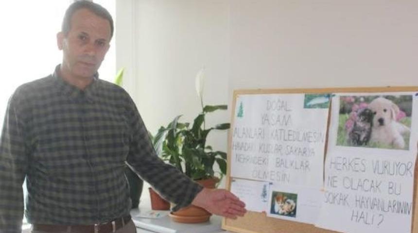 '&ccedil;evre' Afişi Astı, Hakimi Taşlamaktan Mahkum Oldu