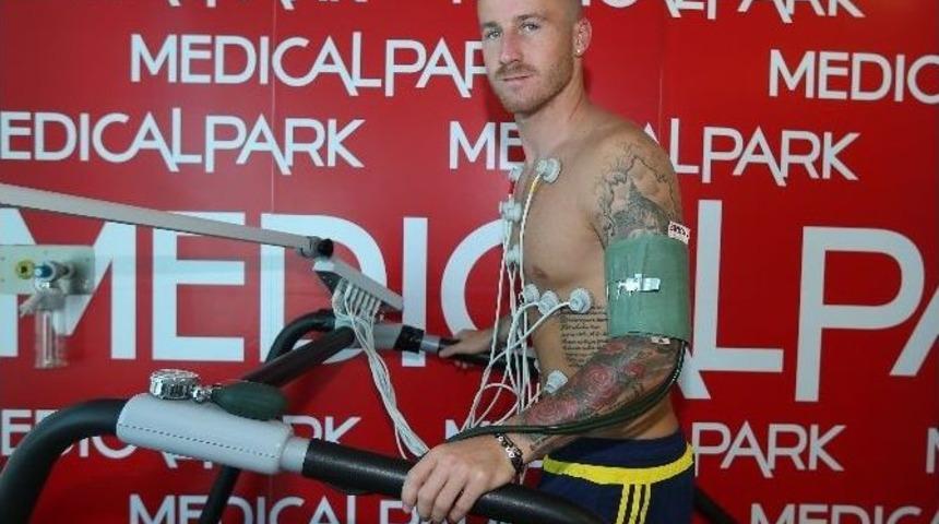 Fenerbah&ccedil;e&rsquo;de Sağlık Kontrolleri Devam Ediyor