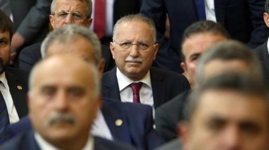 Devlet Bah&ccedil;eli : Kandil'e Ipotekli Bir Siyasi Parti G&ouml;r&uuml;n&uuml;ml&uuml; Pkk Aparatıyla Mhp'nin Işi Olmaz