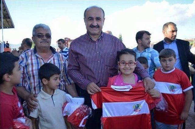 Bor Belediyesi Yaz Spor Okulu Açıldı
