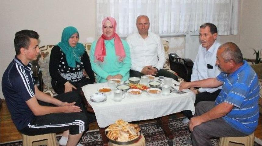 Togar: &ldquo;ramazan, İftar Sofraları İle &Ouml;zel Ve G&uuml;zeldir&rdquo;