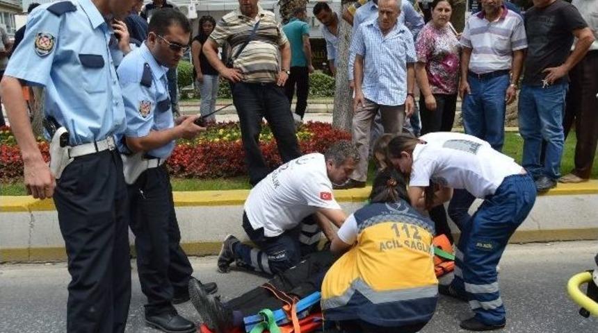 Motorize Polis Memuru Trafik Kazasında Yaralandı