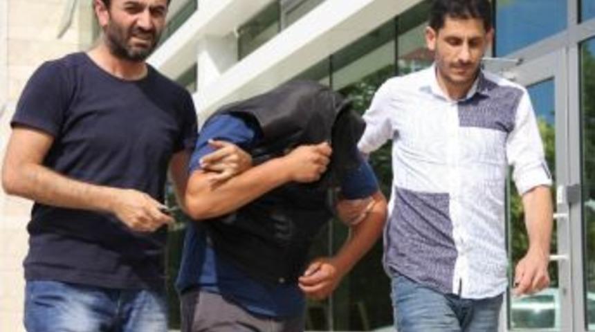 Yalıtım Yaparken Girdiği Evden Altın Ve Para &Ccedil;aldı