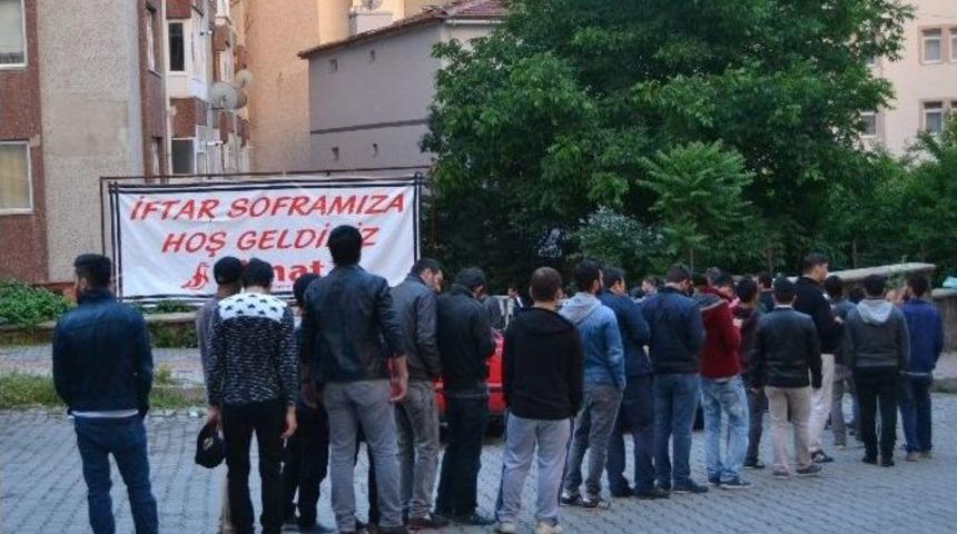 Yozgat Gimat G&uuml;nl&uuml;k 500 Kişiye İftar Veriyor