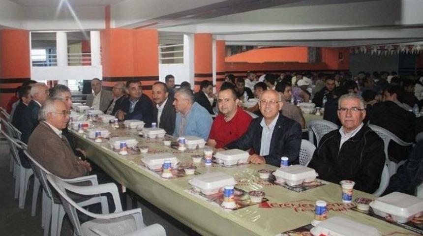 Kayseri Ticaret Odası, Erciyes Feneri&rsquo;nin İftar Sofrasına Katkı Sağladı