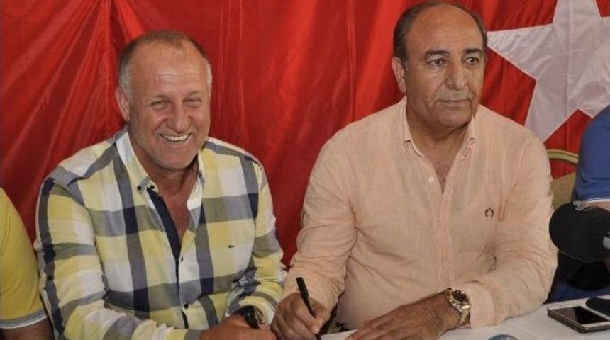 Mersin İdmanyurdu Mesut Bakkal İle S&ouml;zleşme İmzaladı