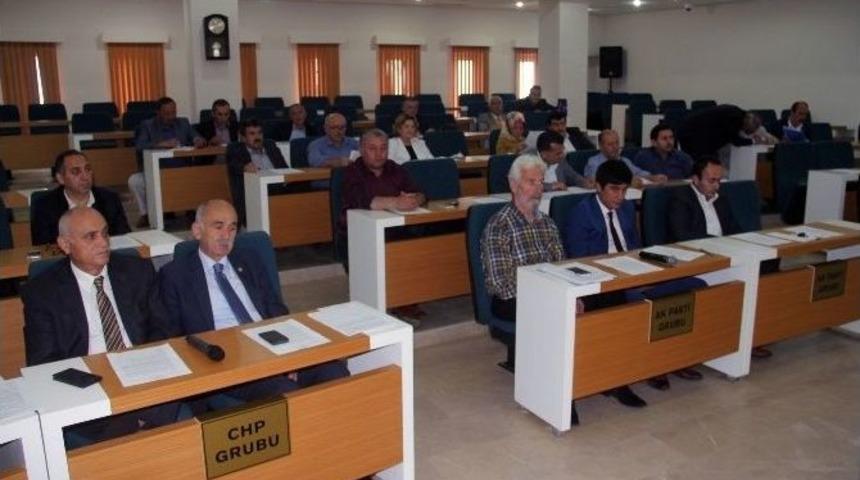 İl Genel Meclisi Se&ccedil;im Sonrası İlk Toplantısını Yaptı