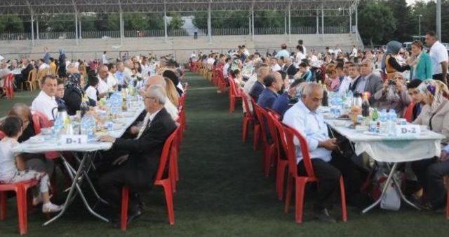 Gaziantep Valiliği'nden Şehit Yakını Ve Gazilere Iftar
