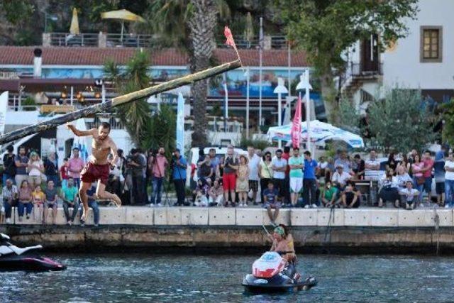 Antalya'da Kabotaj Bayramı'na Renkli Kutlama