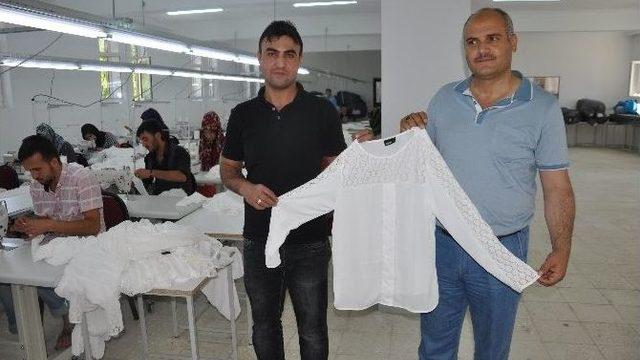 Muş’un Sungu Beldesi’nde Tekstil İşletmesi Açıldı