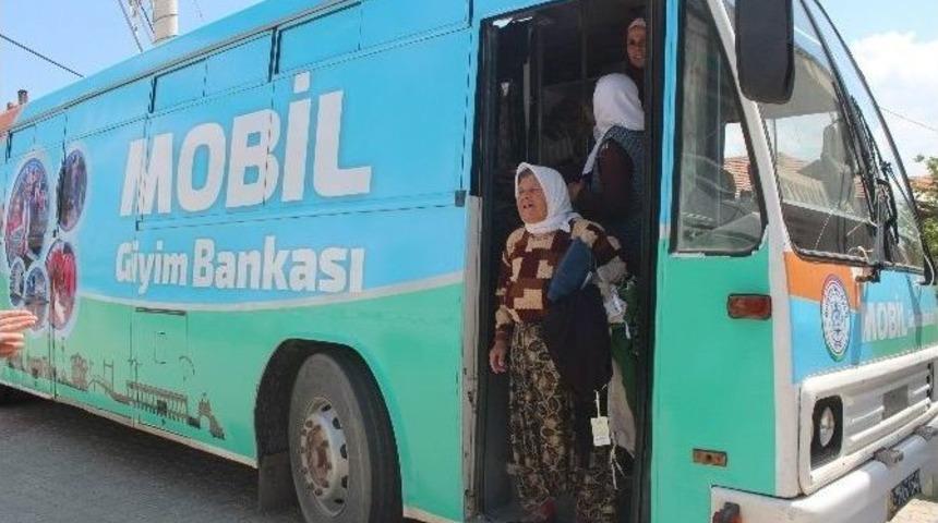 Mobil Giyim Bankası İhtiya&ccedil; Sahipleri İ&ccedil;in Yola &Ccedil;ıktı