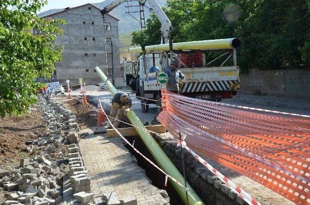 Tatvan’da Doğalgaz Çalışmaları Devam Ediyor