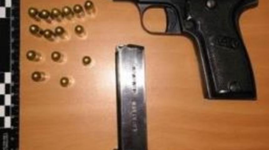 Diyarbakır&rsquo;da &Ccedil;eşitli Su&ccedil;lara Karışmış 8 Kişi Yakalandı