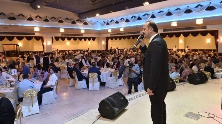 Başkan Akg&uuml;l, Şehit Aileleri Ve Gazilerle İftarda Buluştu