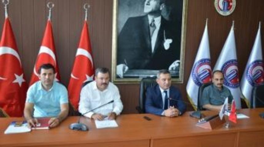 &Ccedil;om&uuml;&rsquo;de &Ouml;ğrencilere Y&ouml;nelik İşbaşı Eğitim Programı &Ccedil;alışmaları