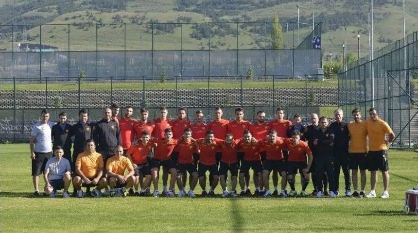 G&ouml;ztepe Sahaya İndi