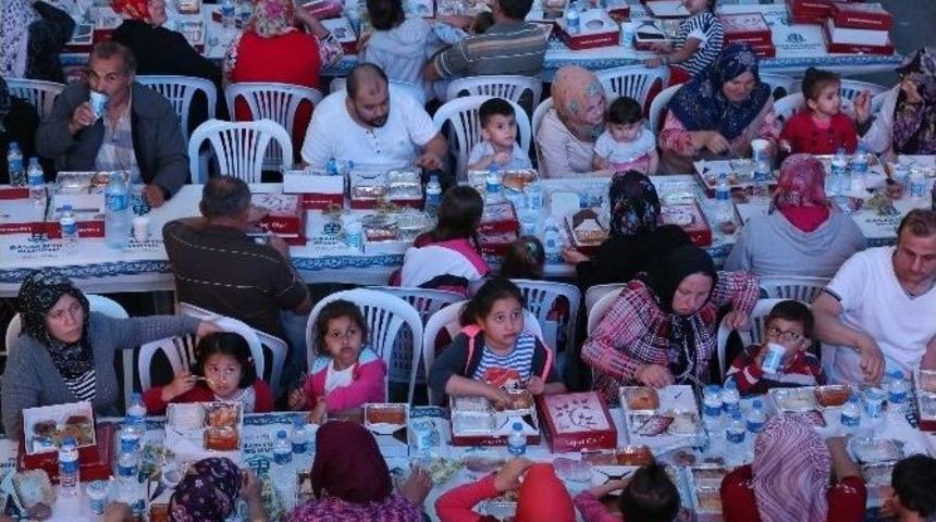 Şahintepe, Sokak İftarında Buluştu