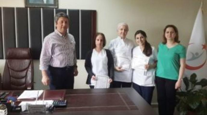 Hemşirelere Teşekk&uuml;r Belgesi