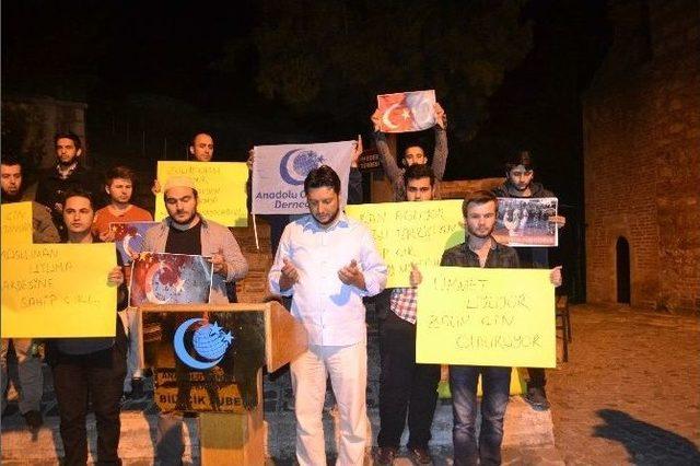 Bilecik Anadolu Gençlik Derneği Çin’in Müslümanlara Yönelik Zulmünü Protesto Etti