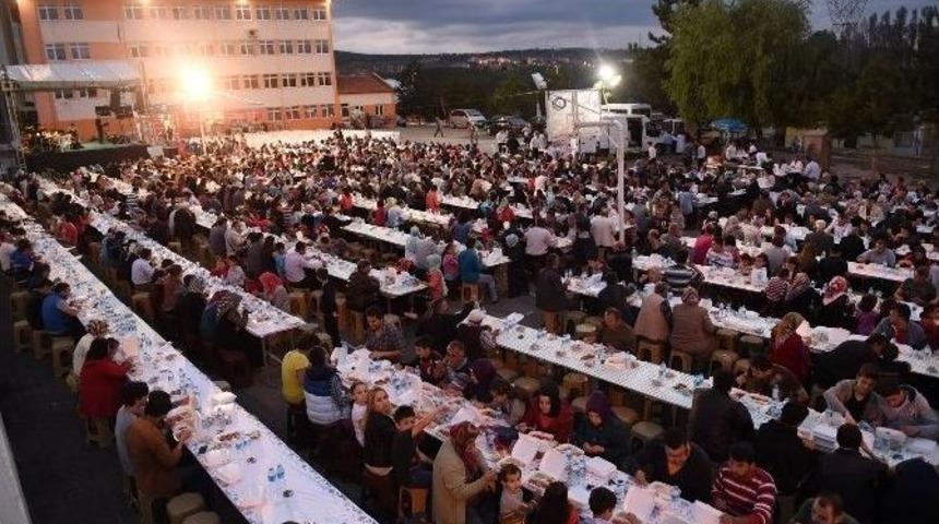 Belediyenin Mahalle İftarları Başlıyor