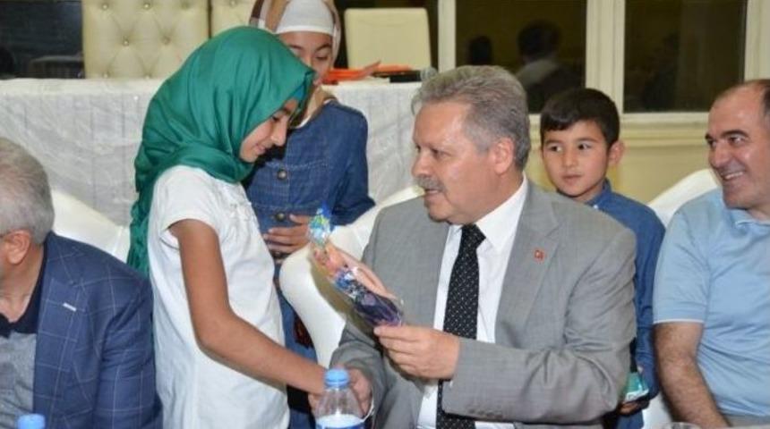 Birlik Vakfı Afgan Aileler İle İftarda Buluştu