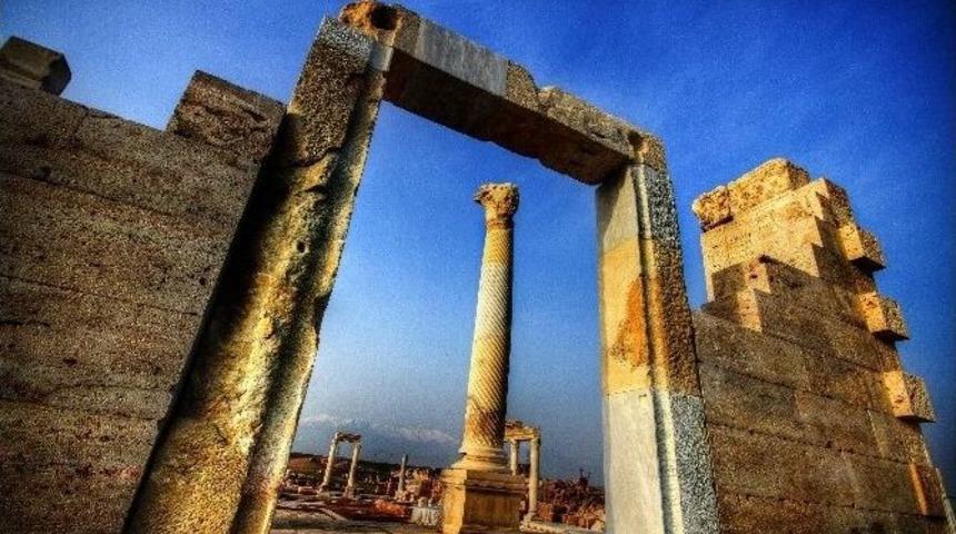 Laodikya Antik Kentine "m&uuml;kemmellik" Sertifikası