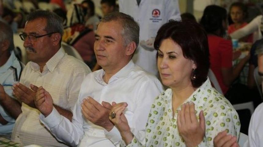 Başkan Zolan&rsquo;dan Doğu T&uuml;rkistan İ&ccedil;in Dua &Ccedil;ağrısı