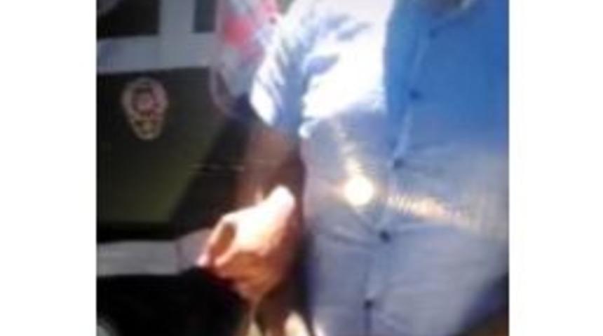 Yakalanan Su&ccedil; Makinesinin &Uuml;zerinde Gazeteci Kimliği &Ccedil;ıktı