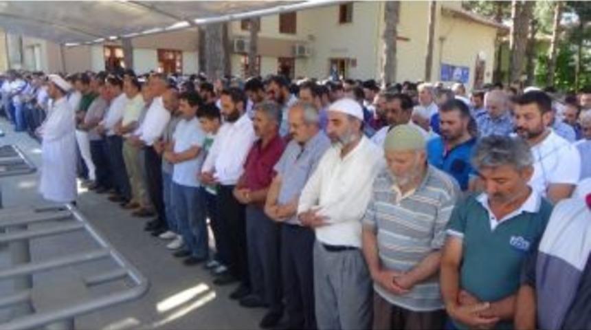 &Ccedil;in&rsquo;de Yapılan Zulme Erzincan Memur-sen&rsquo;den Tepki