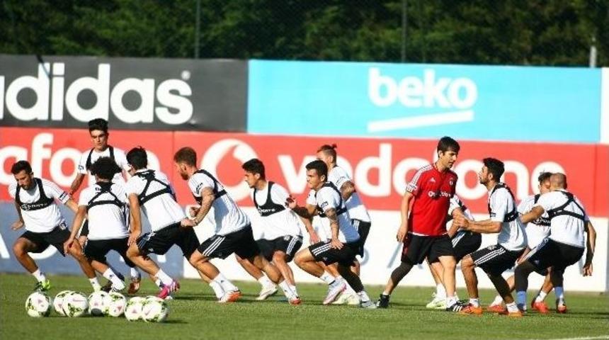 Beşiktaş Yeni Sezon Hazırlıklarını S&uuml;rd&uuml;r&uuml;yor