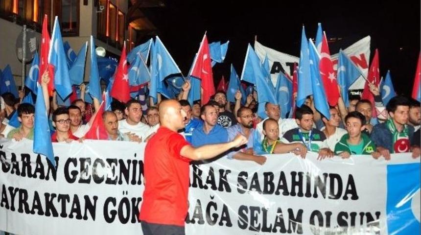 Teksas, Doğu T&uuml;rkistan İ&ccedil;in Y&uuml;r&uuml;d&uuml;