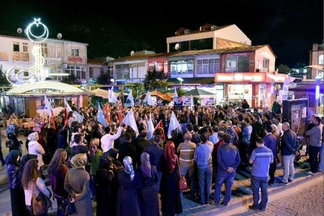 G&uuml;m&uuml;şhane&rsquo;de &Ccedil;in Zulm&uuml;ne Kitlesel Kınama