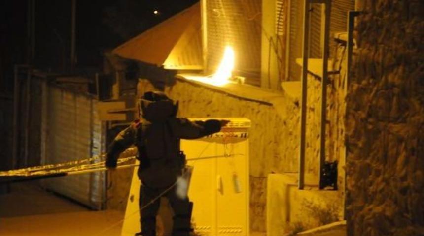 Hakkari'de Unutular Kadın &Ccedil;antası Endişe Yarattı