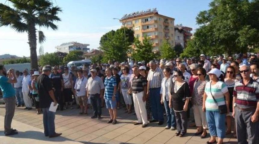 Madımak Oteli'nde Hayatını Kaybedenler Muğla'da Anıldı