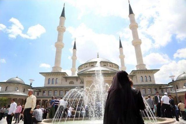 Beştepe Millet Camii Ibadete Açıldı
