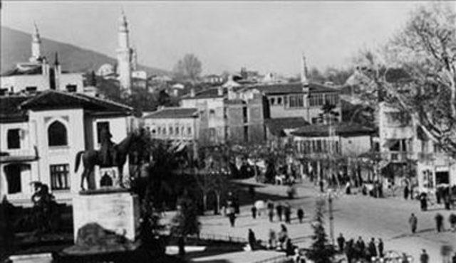 Ge&ccedil;mişten g&uuml;n&uuml;m&uuml;ze T&uuml;rkiye n&uuml;fusu 9