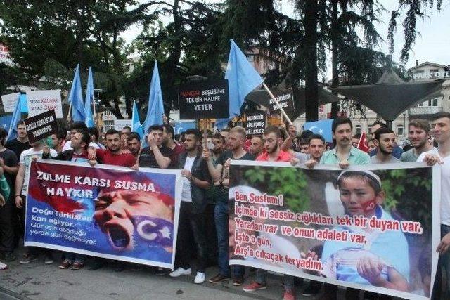 Doğu Türkistan’daki Çin Zulmü Trabzon’da Protesto Edildi