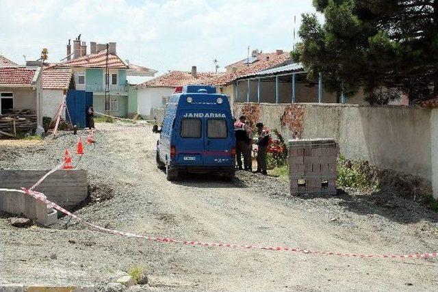 Başkent’te 2 El Bombası Ve 1 Lav Silahı Bulundu