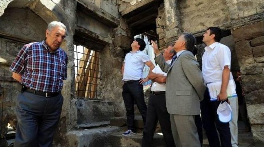 Gavremoğlu Konağı Aslına Uygun Olarak Onarılıyor