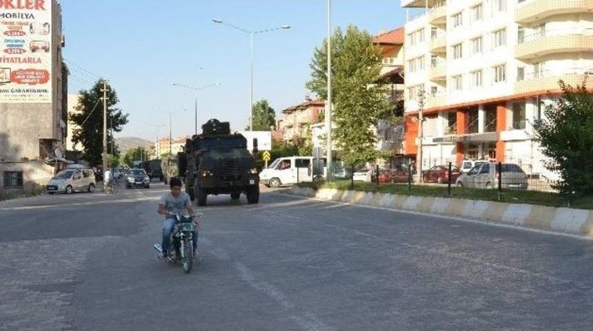 Profesyonel Askerler Suriye Sınırına Kaydırıldı