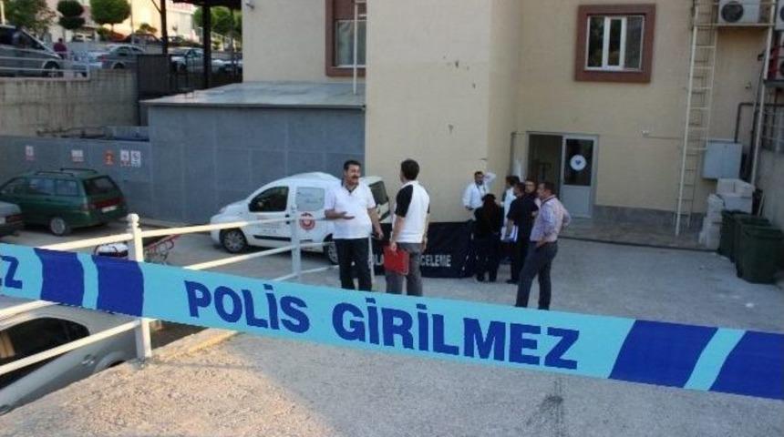 Tedavi G&ouml;rd&uuml;ğ&uuml; Hastanede İntihar Etti