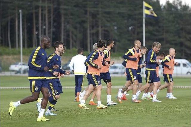 Fenerbahçe’de Yeni Sezon Hazırlıkları Sürüyor