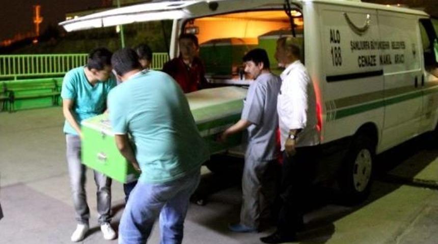 Miras Davasının Konuşulduğu Iftarda Kavga; 2 &Ouml;l&uuml;