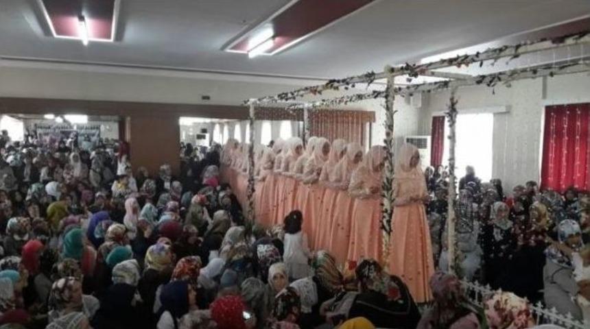 19 Gen&ccedil; Kız Hafız Oldu