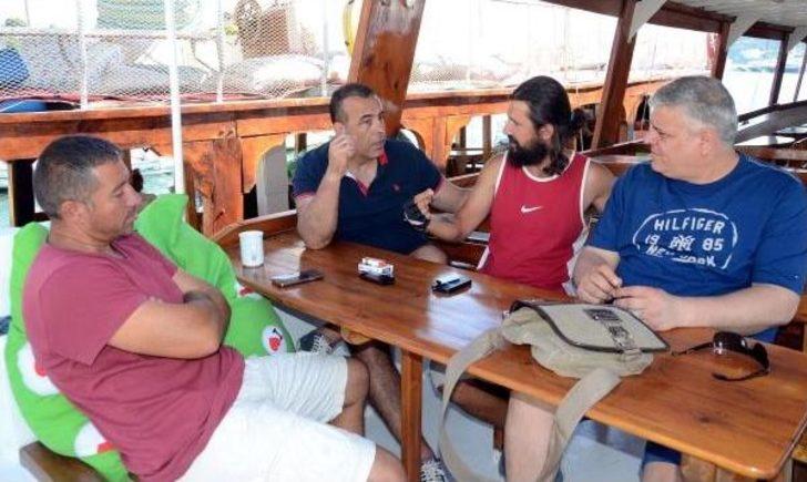 Uygur Türkleri Için Farkındalık Turunda G2