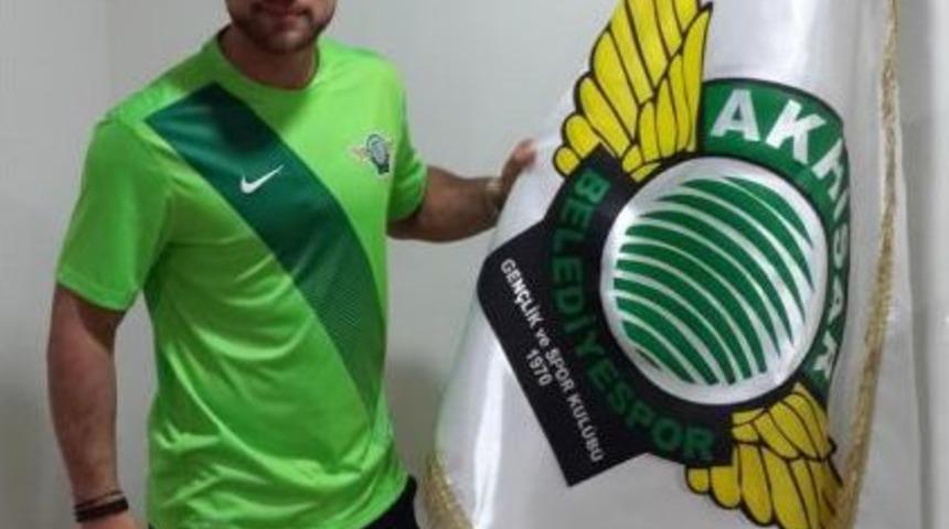 Akhisar Belediyespor Halil Ile 2 Yıllık S&ouml;zleşme Imzaladı