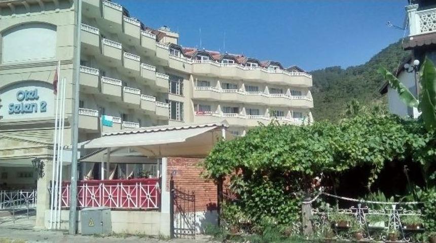 İngiliz Turist Odasında &Ouml;l&uuml; Bulundu