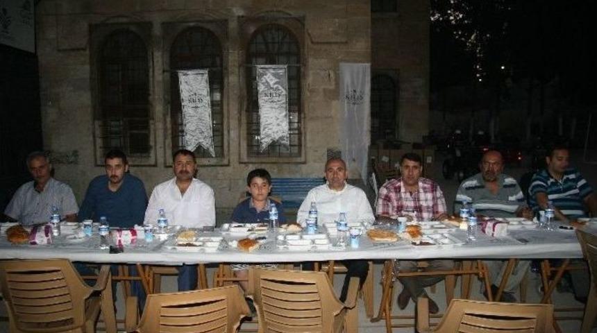 Başkan Kara, Engellier İle İftarda Buluştu